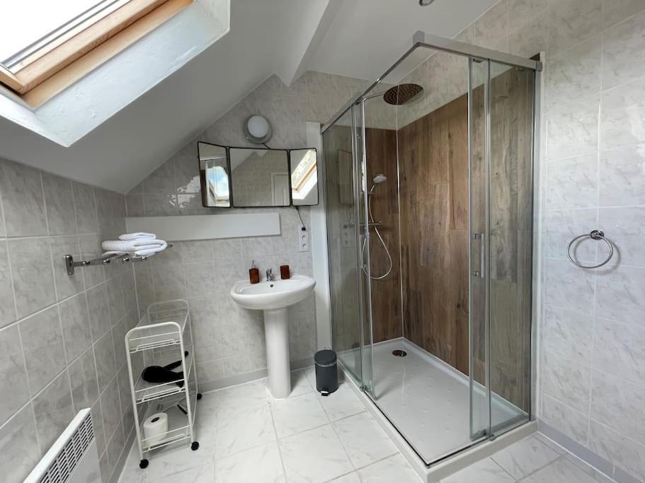 Gite Omaha 3 Etoiles - La Ferme Delaunay Saint-Come-du-Mont Екстер'єр фото
