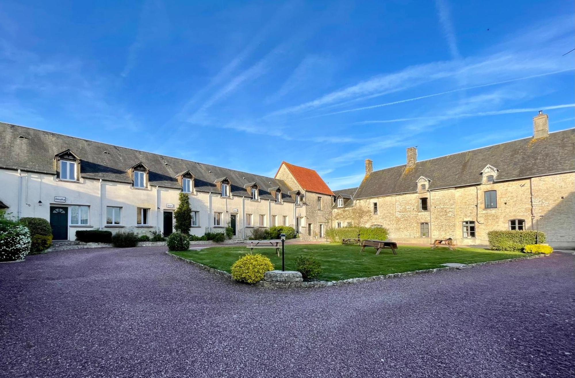 Gite Omaha 3 Etoiles - La Ferme Delaunay Saint-Come-du-Mont Екстер'єр фото